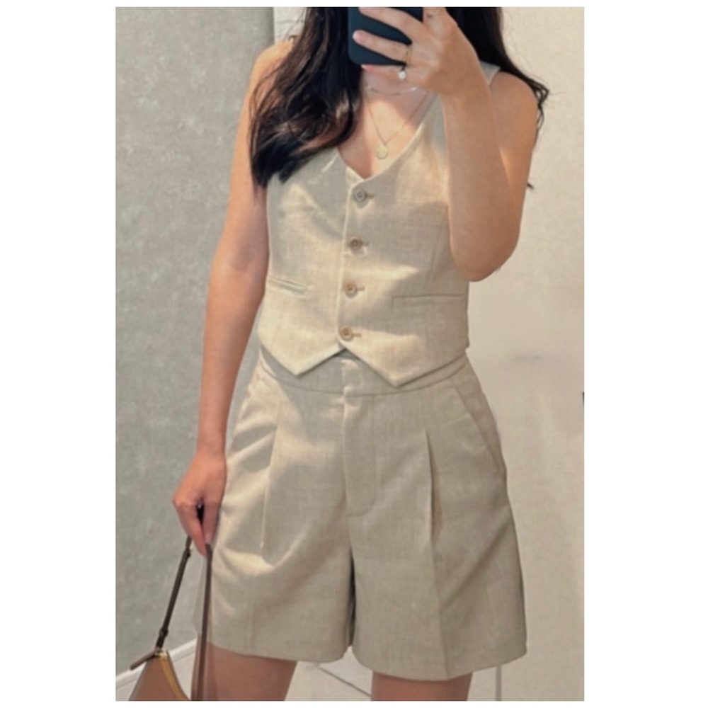 Aritzia Beige Linen-Blend Vest Top